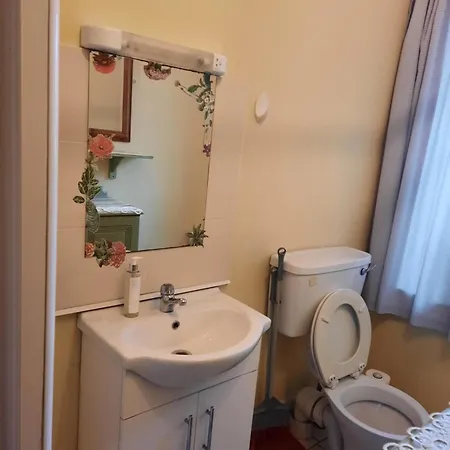 Centre Ensuite Cork