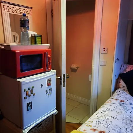 Centre Ensuite Cork
